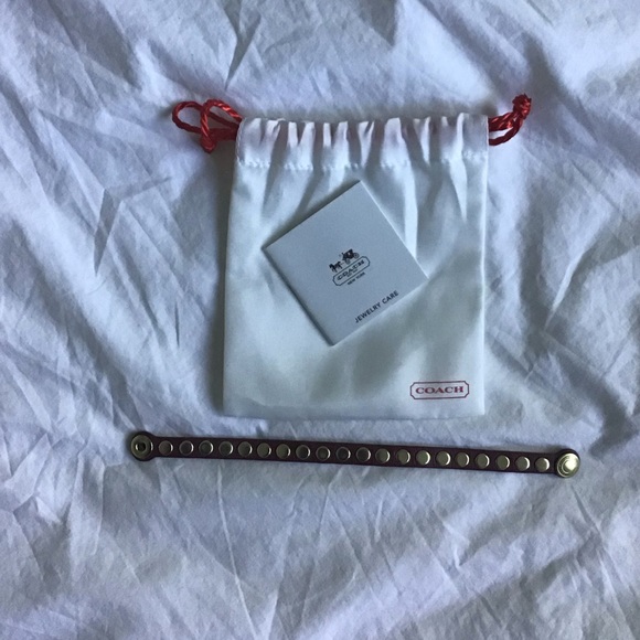 NWOT Red and Brass COACH NY studded bracelet, leather, snap - Picture 5 of 9